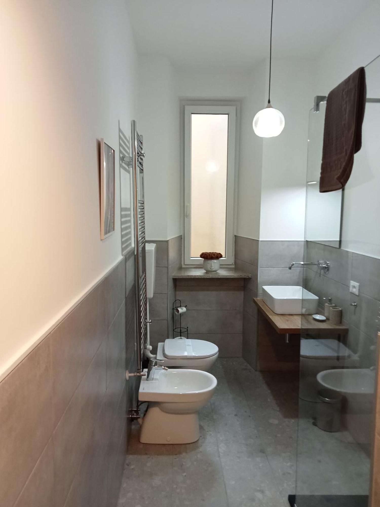 Fenix Rooms Триест Экстерьер фото