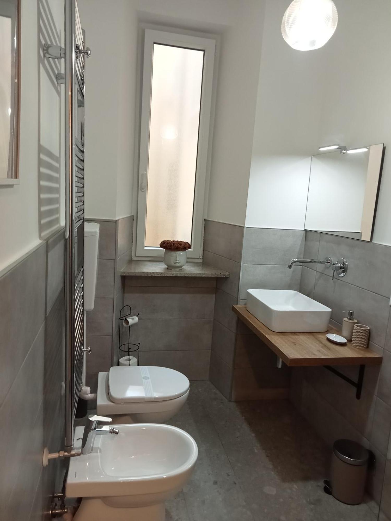 Fenix Rooms Триест Экстерьер фото